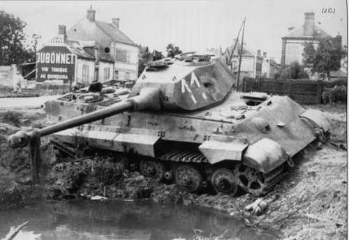 Knocked out Tiger II - German Armored Forces & Vehicles | Gallery